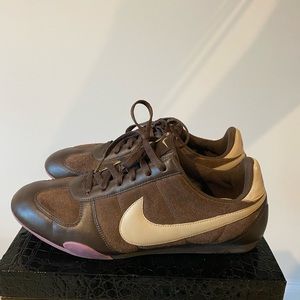 NIKE (Brown tan & purple) Sexy Sassy 💥